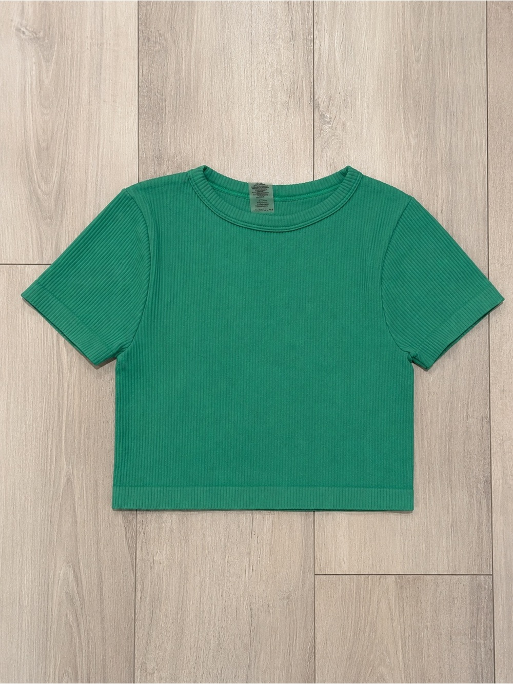 Green Ribbed Short Sleeve Crop Top size small medium love poem